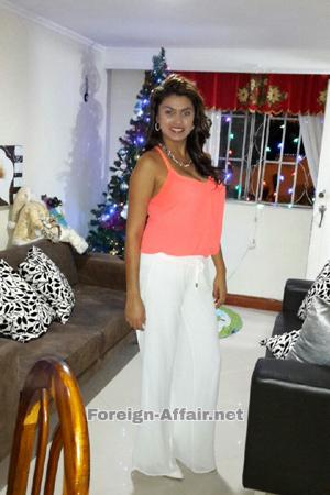 152501 - Tatiana Age: 40 - Colombia