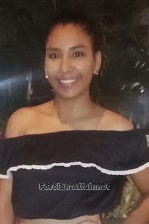 182401 - Shana Age: 26 - Colombia