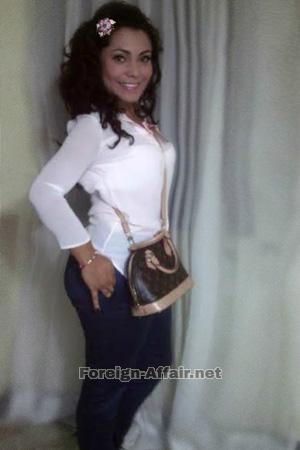 158172 - Linda Age: 39 - Colombia