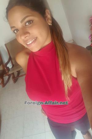 169001 - Gheraldine Age: 30 - Colombia