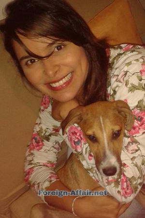 176390 - Yurliet Age: 37 - Colombia