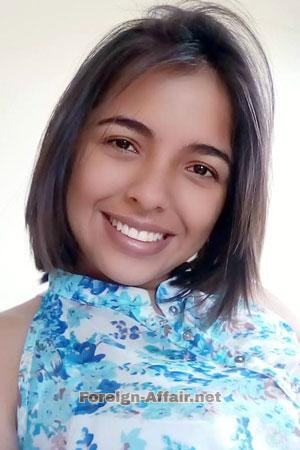 181818 - Camila Age: 31 - Colombia