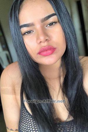 196158 - Laura Age: 24 - Colombia