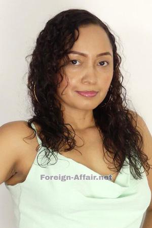 204582 - Marisella Age: 42 - Colombia