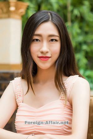 207552 - Fan Age: 30 - China
