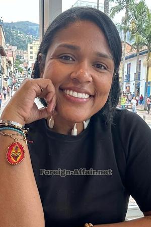 208177 - Claudia Age: 44 - Colombia