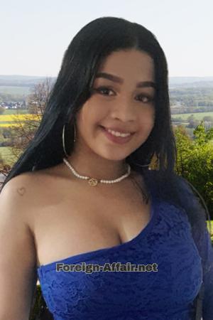 209131 - Nayelis Age: 24 - Colombia