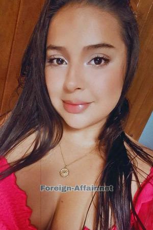 210415 - Jill Age: 30 - Costa Rica