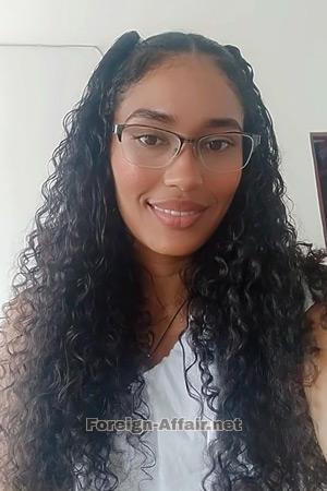 212143 - Vanessa Age: 31 - Colombia