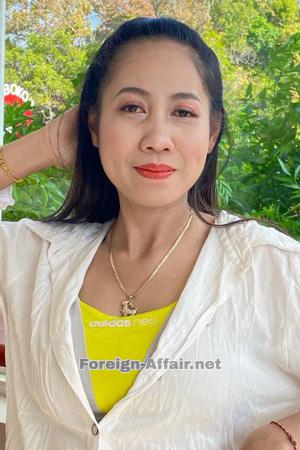 213007 - Theavy Age: 34 - Cambodia