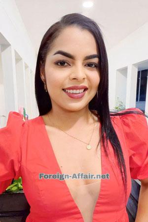 213143 - Kiara Age: 33 - Colombia