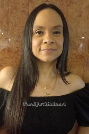 213758 - Paola Alexandra Age: 46 - Colombia