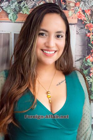 214445 - Yosetty Age: 26 - Peru