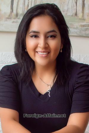 214728 - Evelyn Age: 32 - Peru