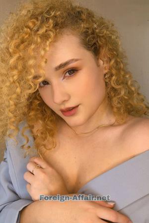 215550 - Scarlet Age: 27 - Colombia