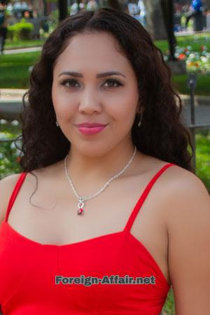 216143 - Prisilla Age: 29 - Peru