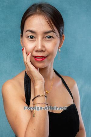 218989 - Wilaiporn Age: 39 - Thailand