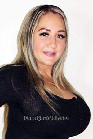219585 - Kiara Age: 34 - Costa Rica