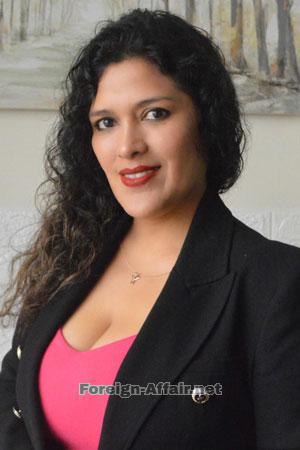 220612 - Ysabel Age: 45 - Peru