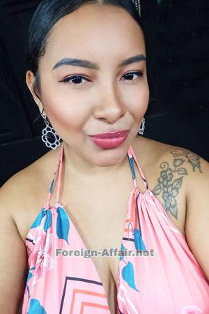 220936 - Skarleth Age: 32 - Costa Rica