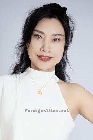 221209 - Jiajia Age: 52 - China