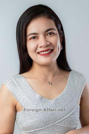 222176 - Namfon Age: 36 - Thailand