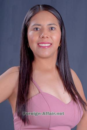 223585 - Flora Age: 37 - Bolivia