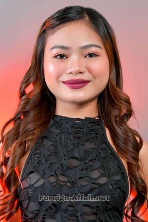 223852 - Jeramae Age: 19 - Philippines