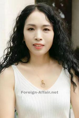 225139 - Kelly Age: 51 - China