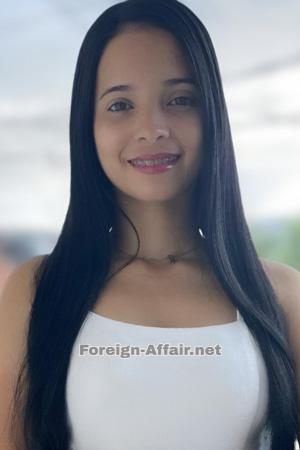 225192 - Oriana Age: 24 - Colombia