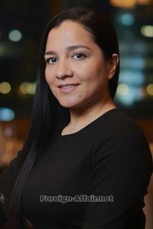 225204 - Yamile Age: 37 - Colombia