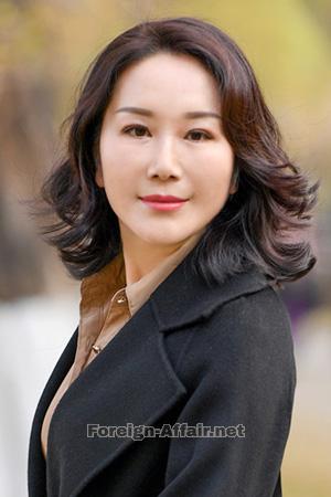 225873 - Yali Age: 52 - China